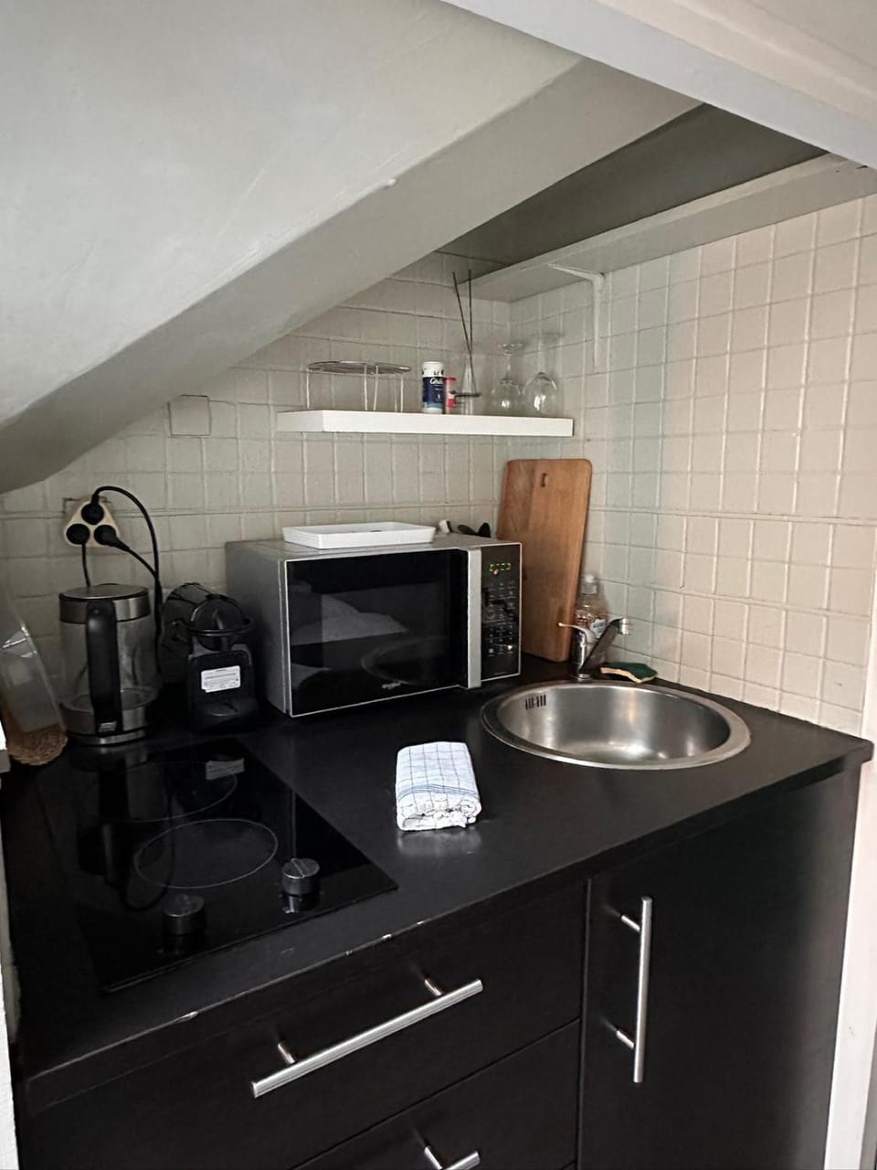 Kitchen or kitchenette, pet friendly, stove