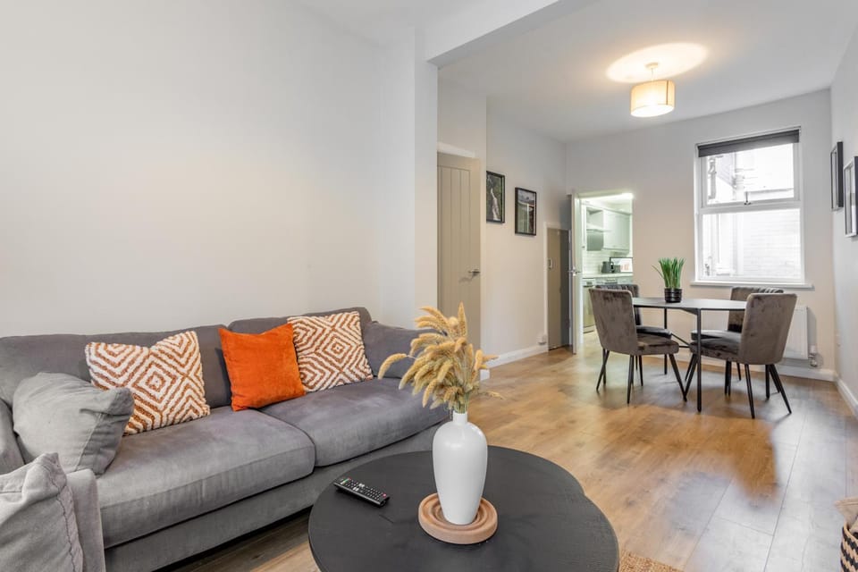 Belfast Holiday Home Ormeau Park House in Belfast