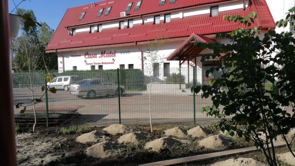 Pensiunea Casa Matei Bed and Breakfast in Romania