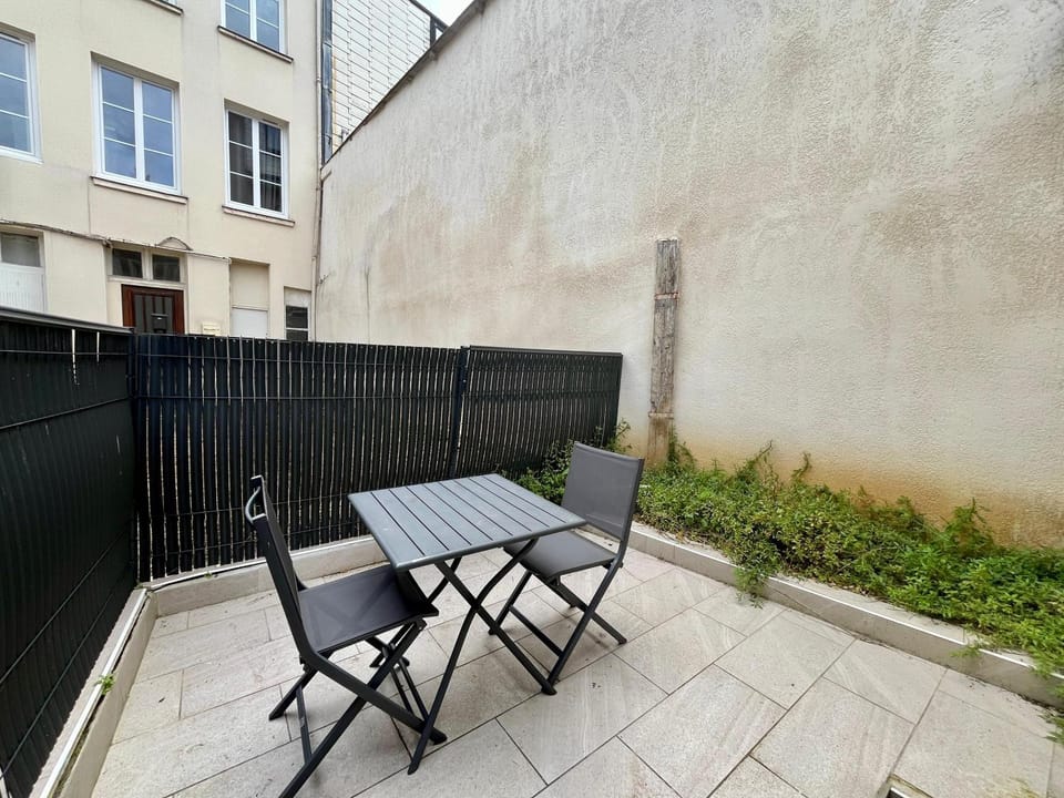 Patio, Day, View (from property/room), Balcony/Terrace, Dining area