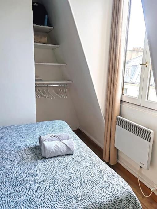 Bed, Bedroom, storage