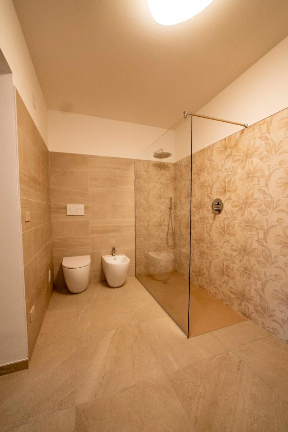 Shower, Toilet, bidet