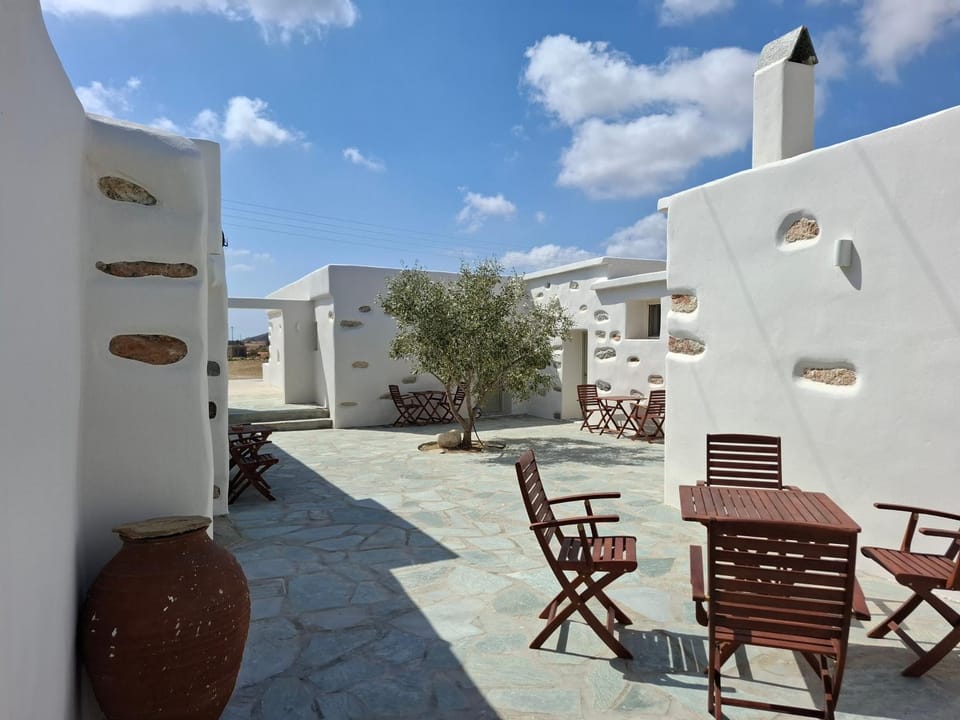 Inner courtyard view