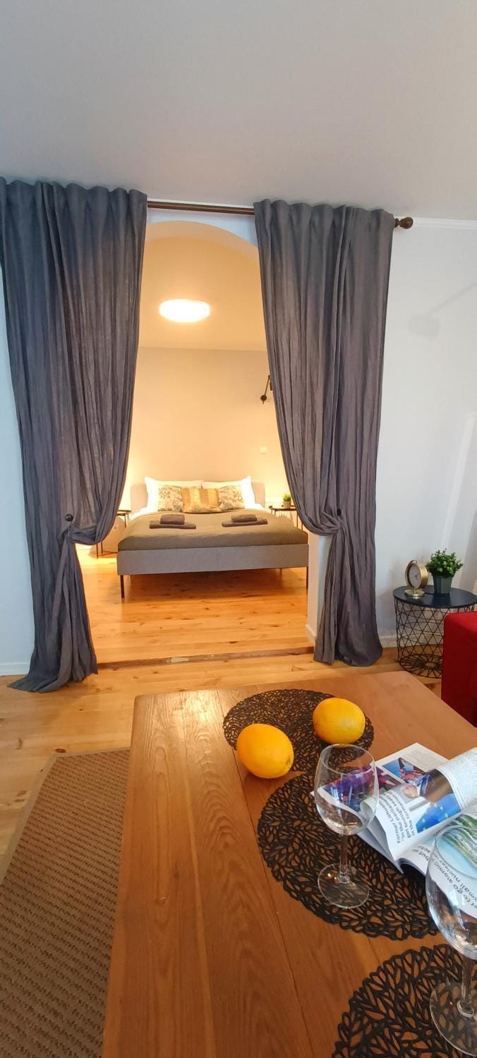 Living room, Photo of the whole room, Seating area, Bedroom