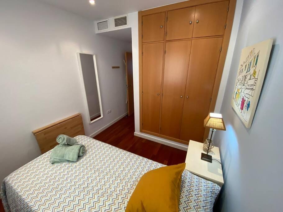 Bed, Photo of the whole room, Bedroom, wardrobe, air conditioner