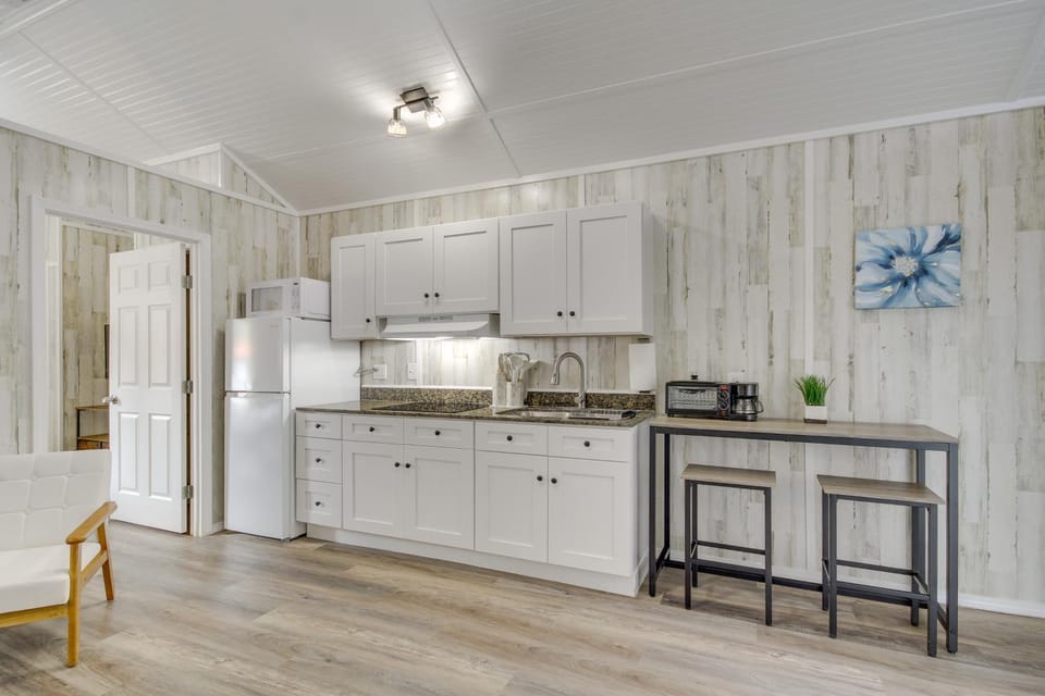 Cozy Picayune Rental Home ~ 11 Mi to Space Center! House in Mississippi