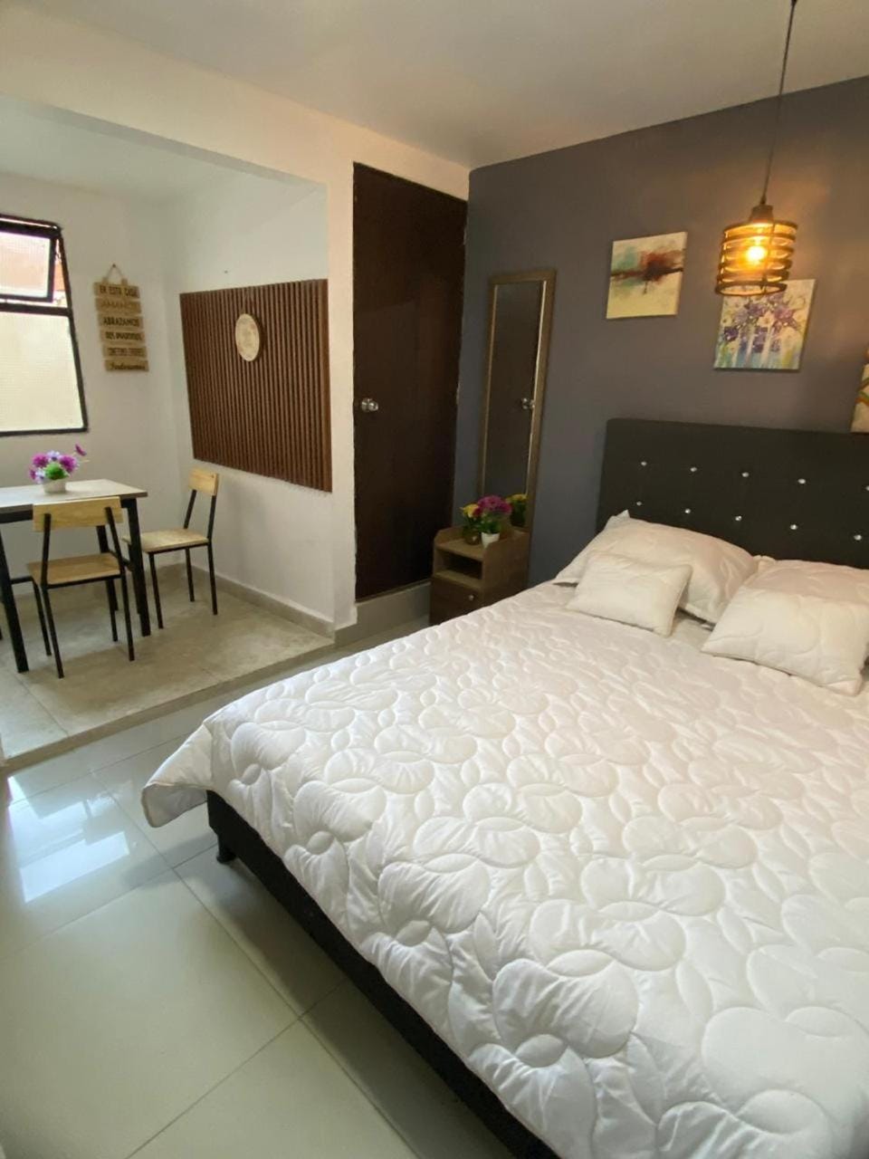 S3 CÓMODO APARTAMENTO 3 HABI 3 BAÑOS EN LAURELES ESTADIo Apartment in Medellin