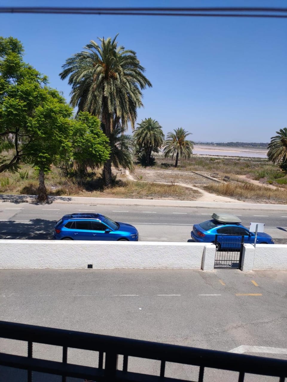 Neighbourhood, Natural landscape, Parking