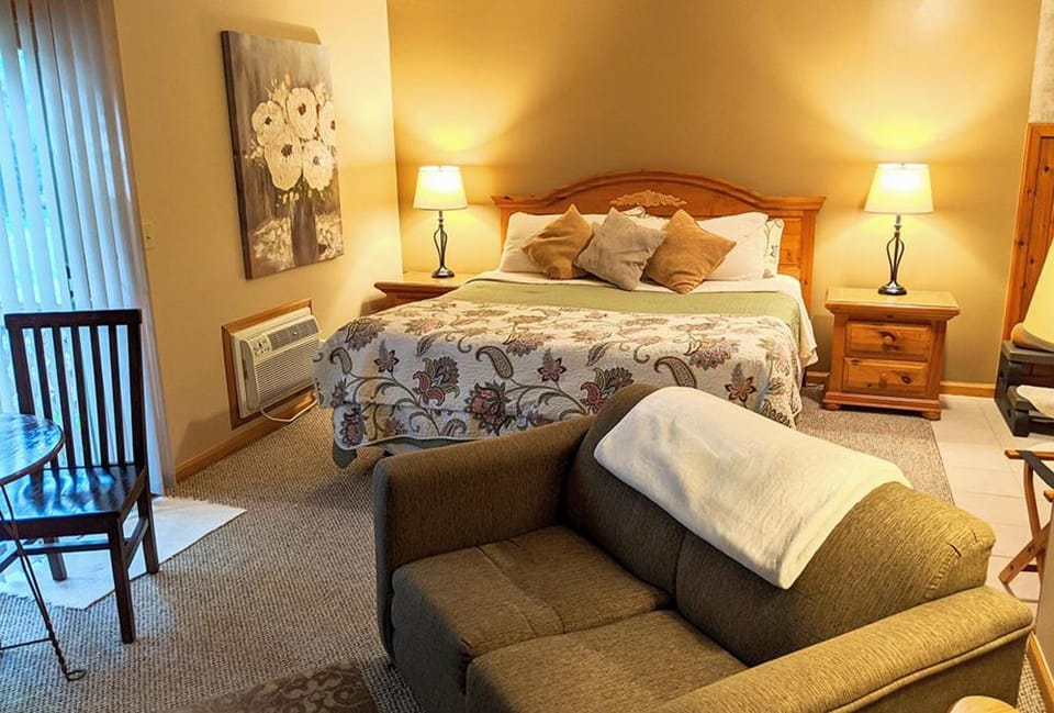 Springbrook Inn Inn in Michigan