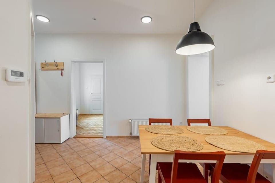 Urban Oasis Apartment Near Park and city center Apartment in Bratislava