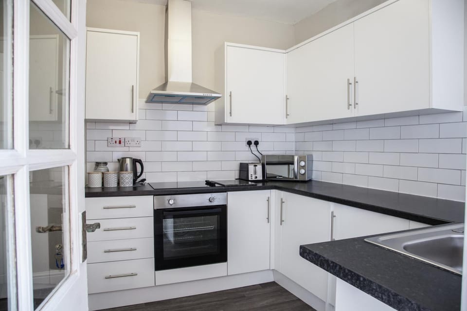 Spacious House 10min to Liverpool Centre House in Wallasey