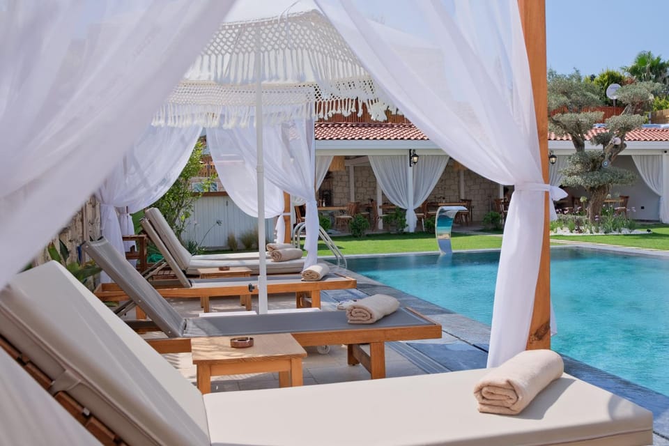 Day, sunbed