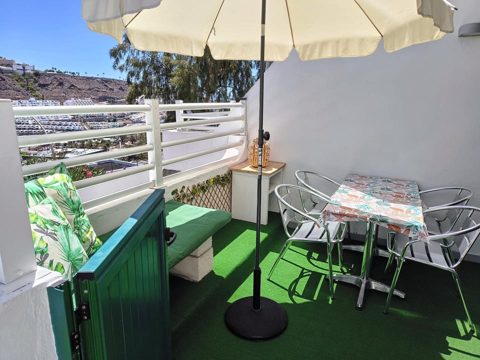 Balcony/Terrace, Balcony/Terrace
