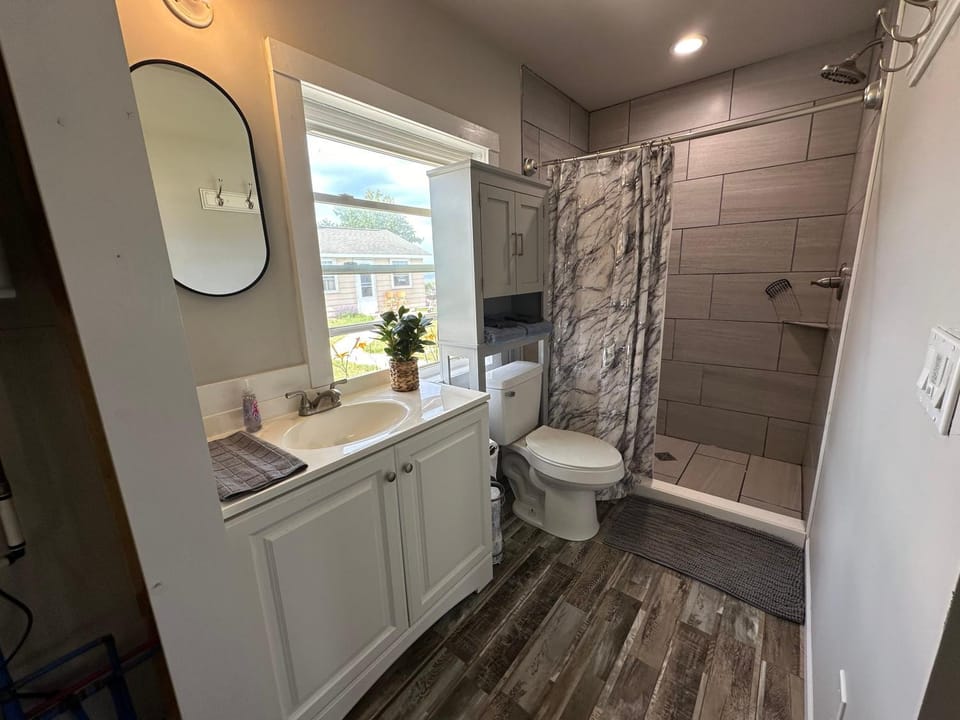 Updated Studio Style room on Lake Huron House in Oscoda Township