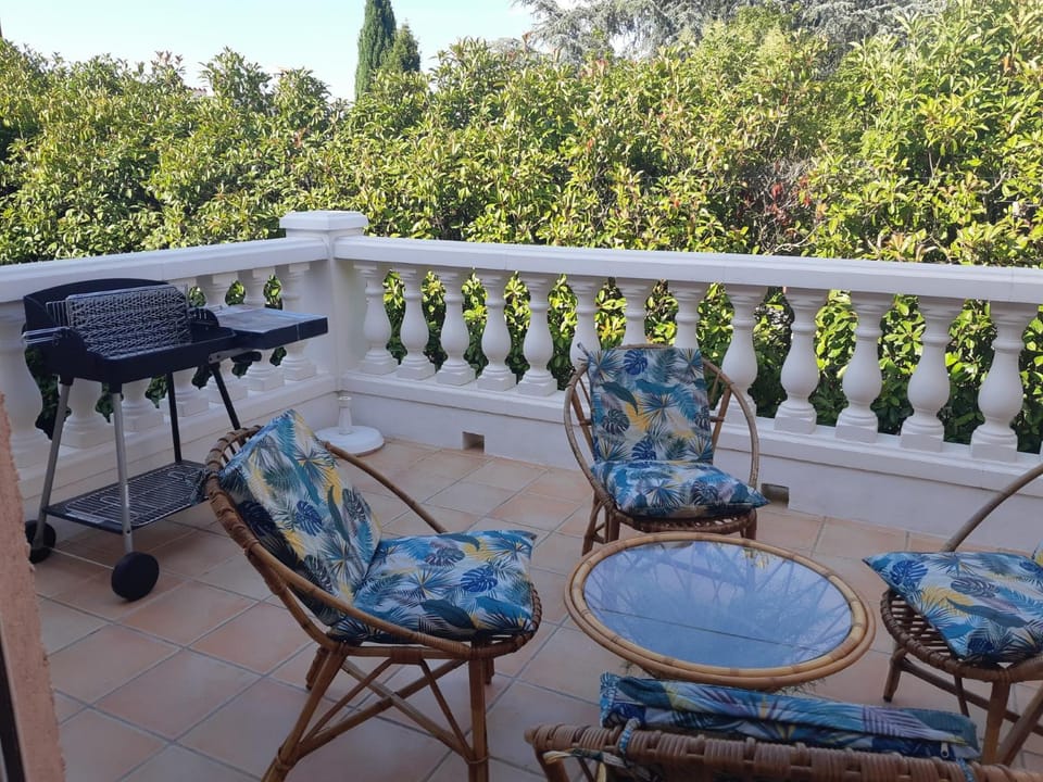 Patio, Balcony/Terrace