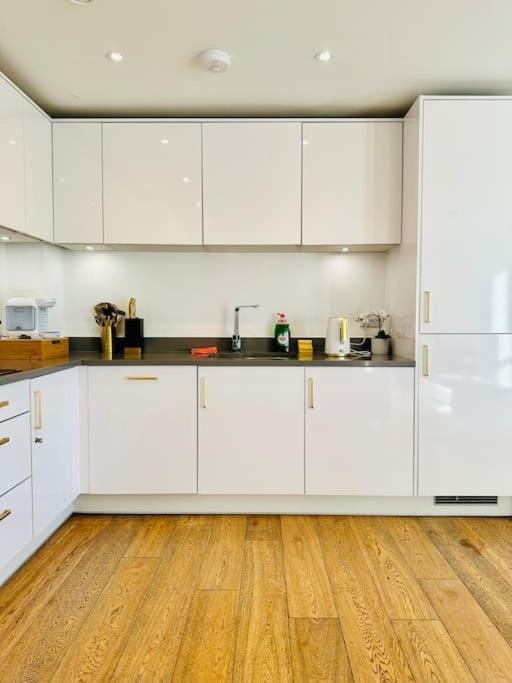 Stylish Apartment In Zone 2 Apartment in London