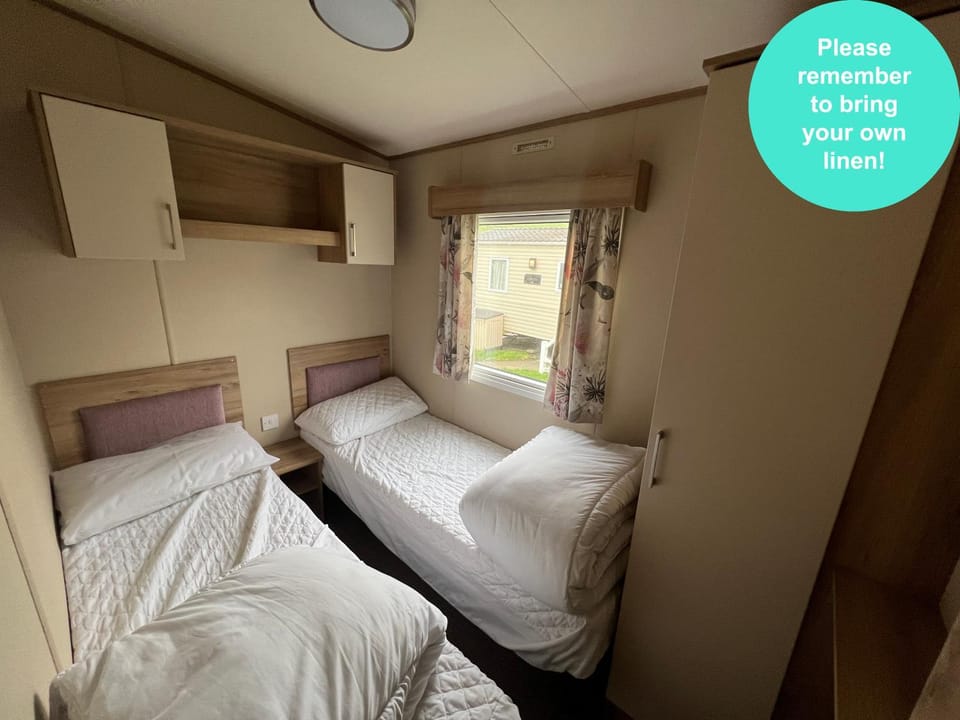 Cornish Caravans at Newquay Bay Apartment in England