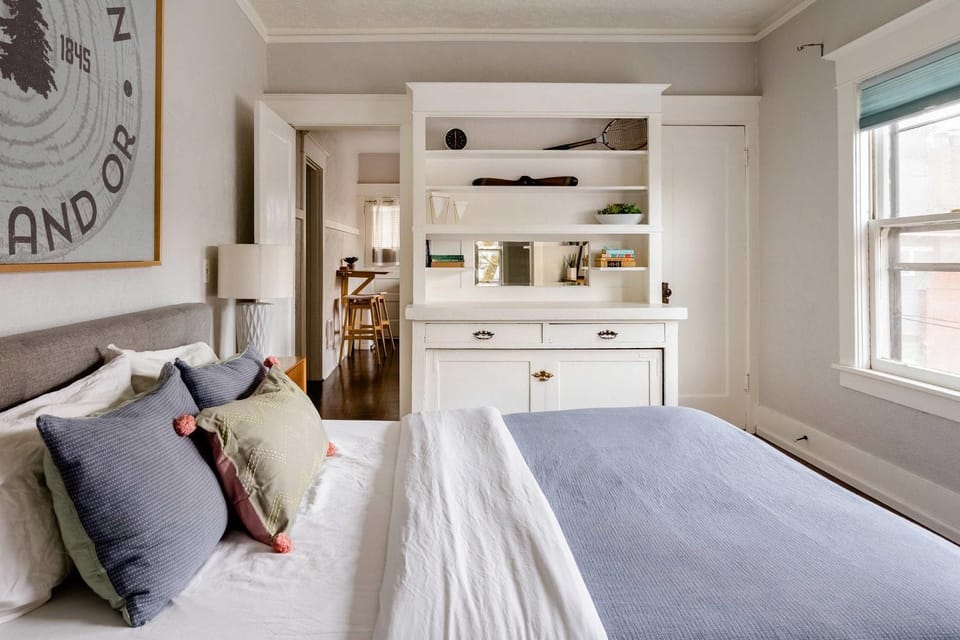 Stay Portland - Comfy SE Portland Apartment - Great Eats & Bars Apartment in Portland