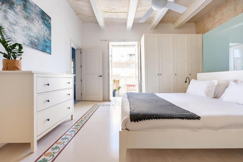 Our Nest House in Malta