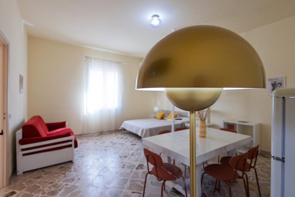 Living room, Photo of the whole room, Dining area