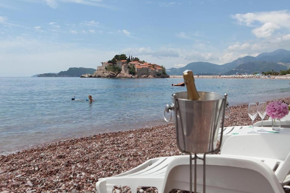 Apartmani obala Apartment in Sveti Stefan