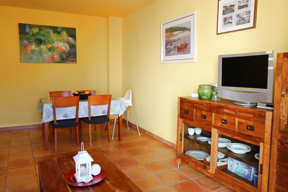 Restaurant/places to eat, Dining area