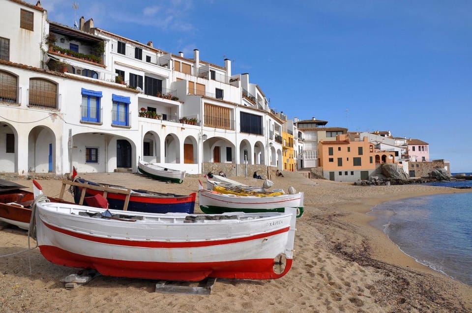 Property building, Nearby landmark, Beach