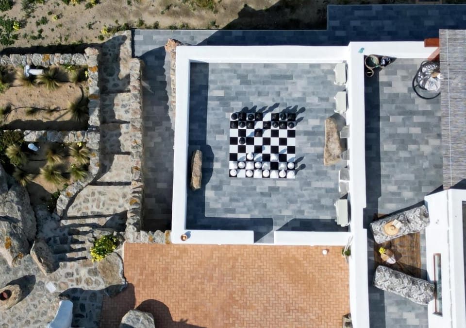 Property building, Day, Bird's eye view