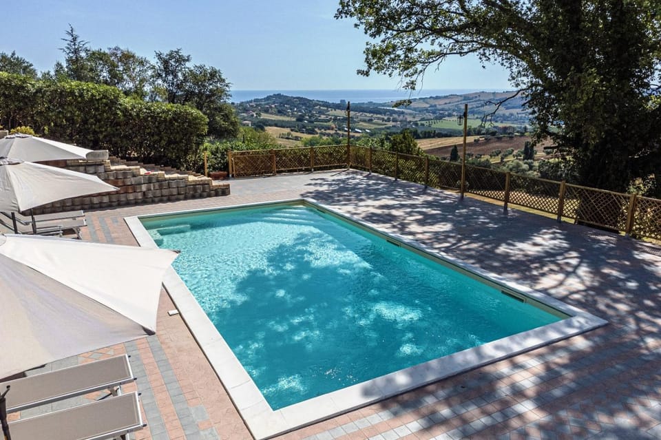 Day, Natural landscape, Mountain view, Pool view, Sea view, Swimming pool, Swimming pool, sunbed