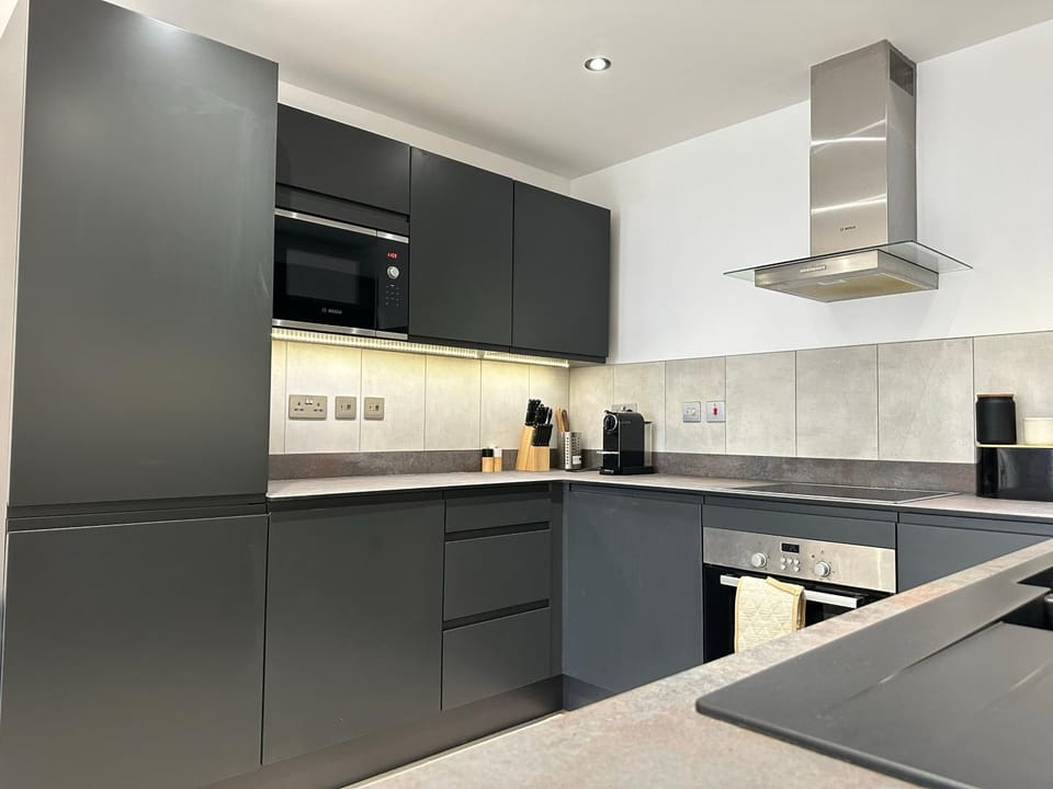 Kitchen or kitchenette, dishwasher, pet friendly, stove