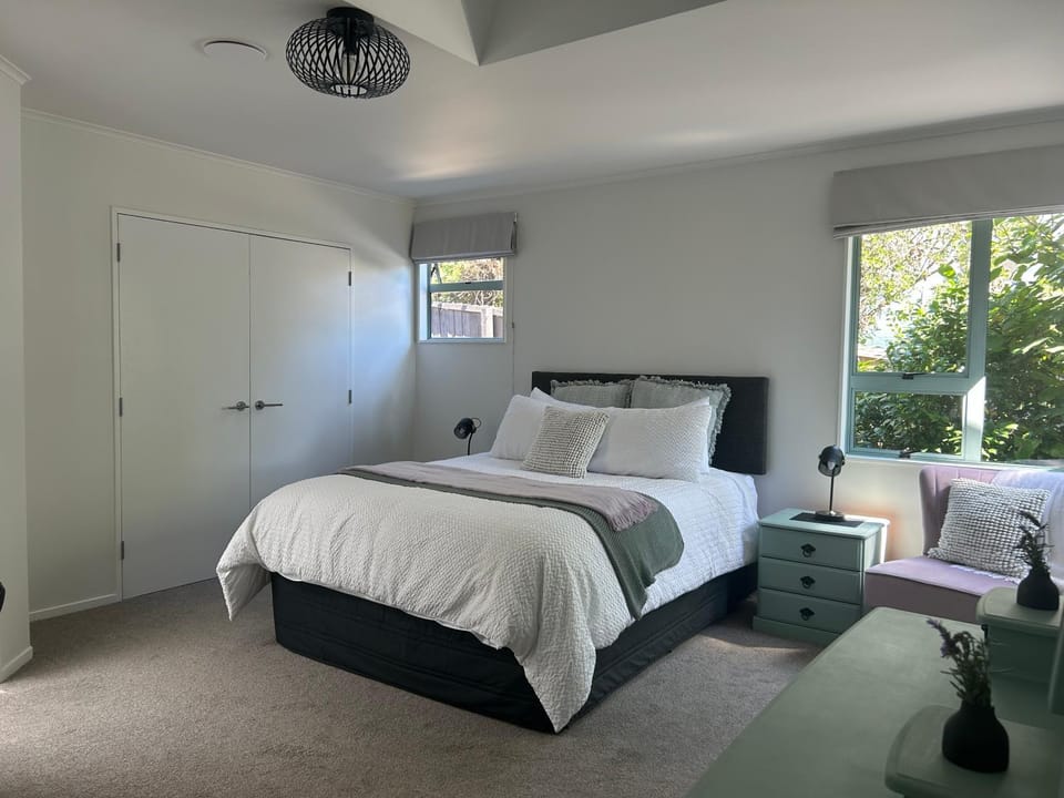 Bed, Bedroom, wardrobe