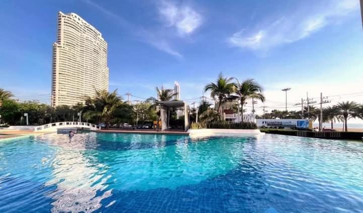 Studio Seaview Jomtien floor12 23sqm Apartment in Pattaya City