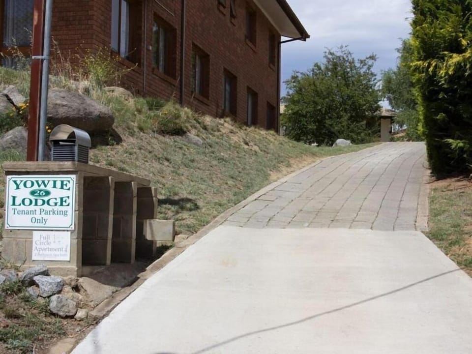 Yowie 3 - Yowie Lodge Apartment in East Jindabyne