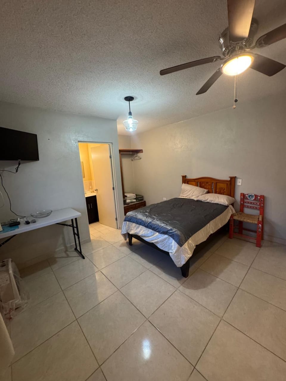 Photo of the whole room