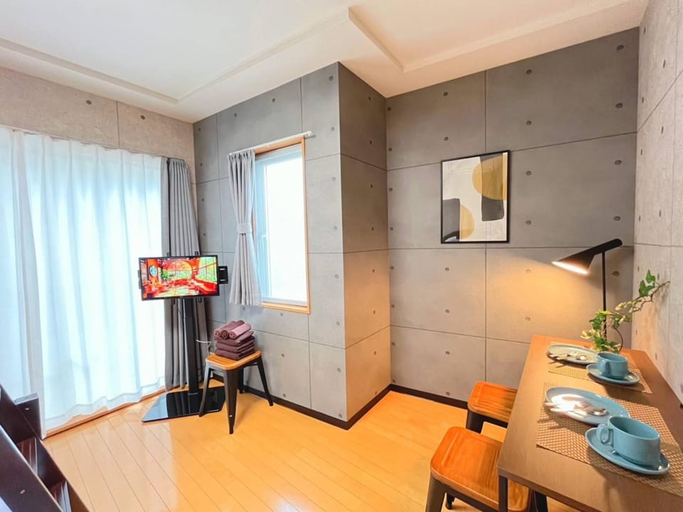TV and multimedia, Dining area