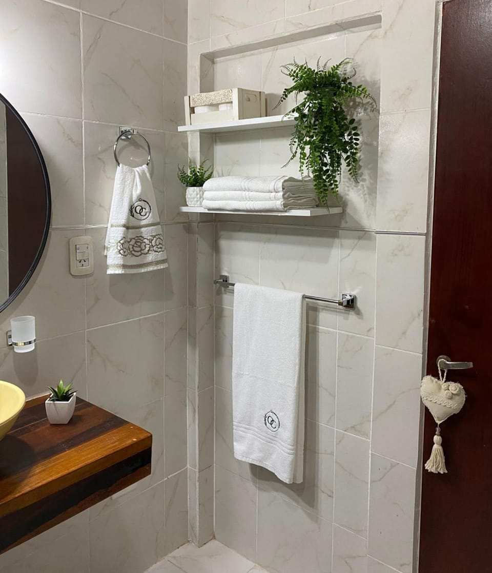 Shower, Bathroom, towels