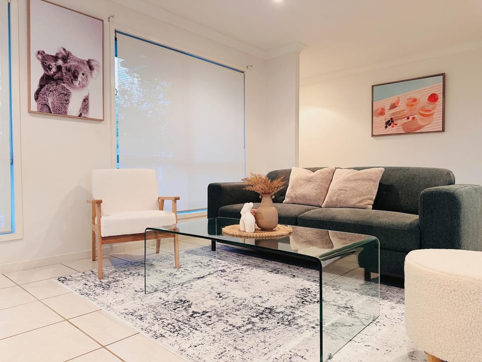 Gold Coast Oasis Villa at Theme Park Villa in Hope Island