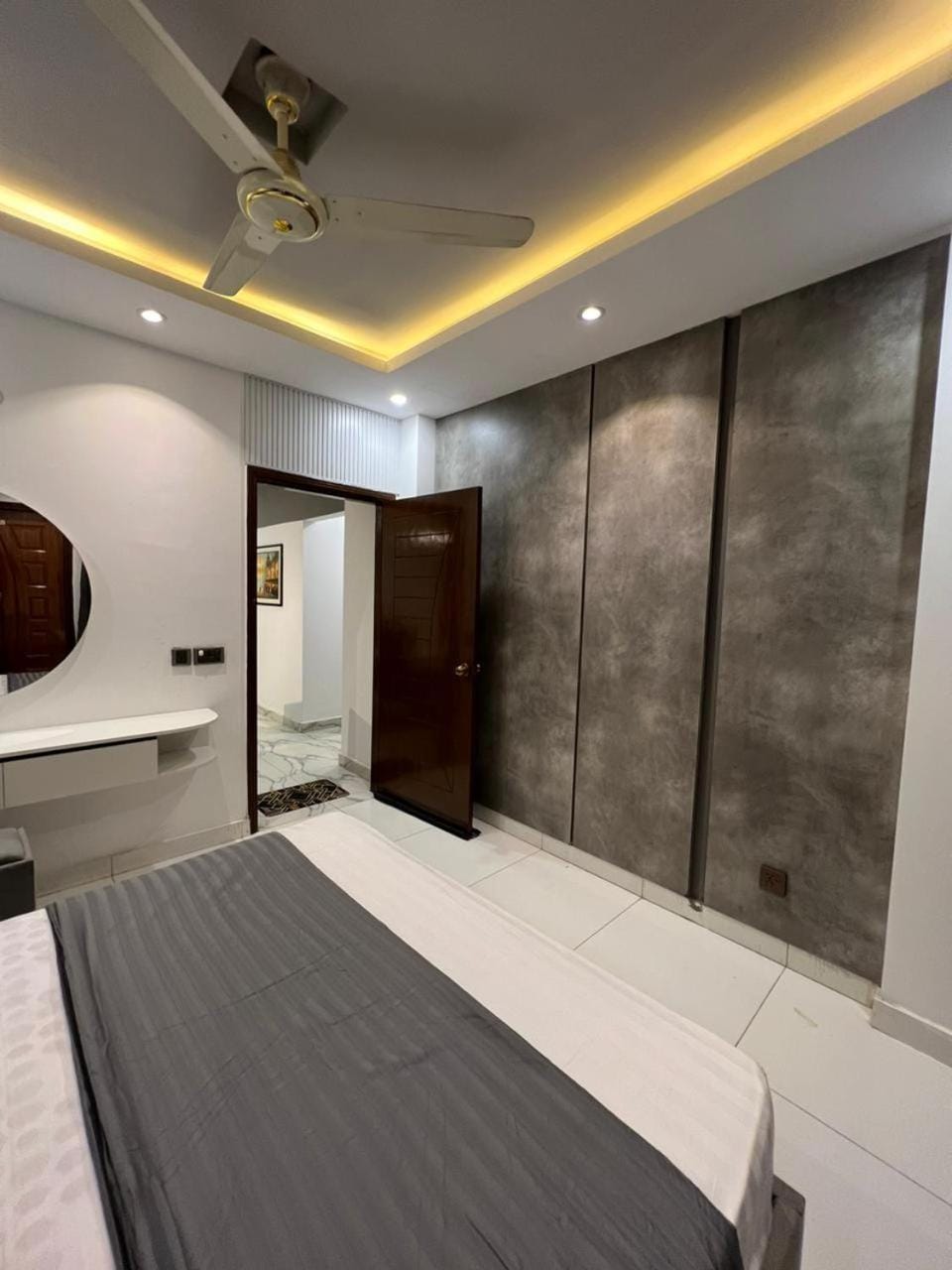 The Cozy 2BR APT at Gulshan Iqbal 13-E Apartment in Karachi