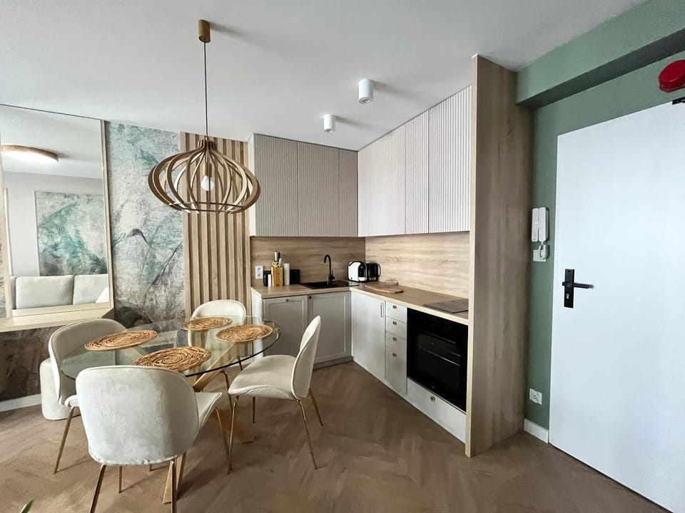 Kitchen or kitchenette, Living room, Dining area