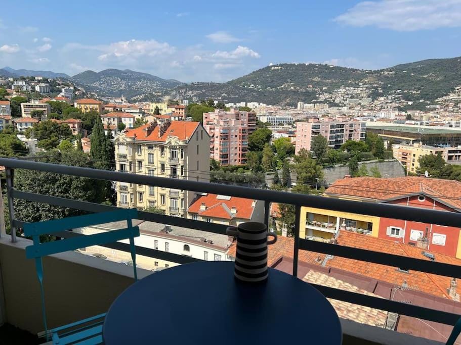 Day, View (from property/room), Balcony/Terrace, City view