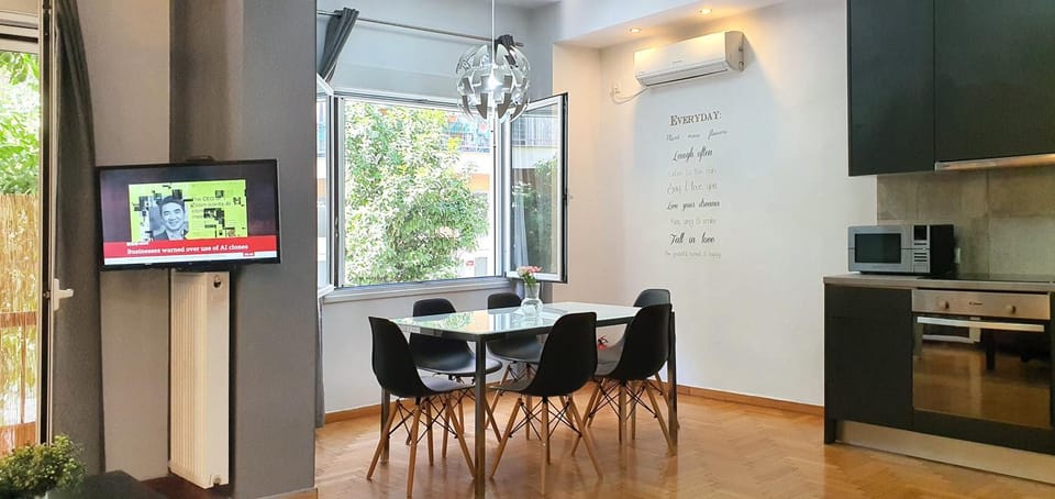 TV and multimedia, Dining area, kitchen