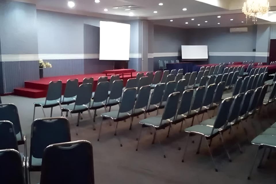 Meeting/conference room