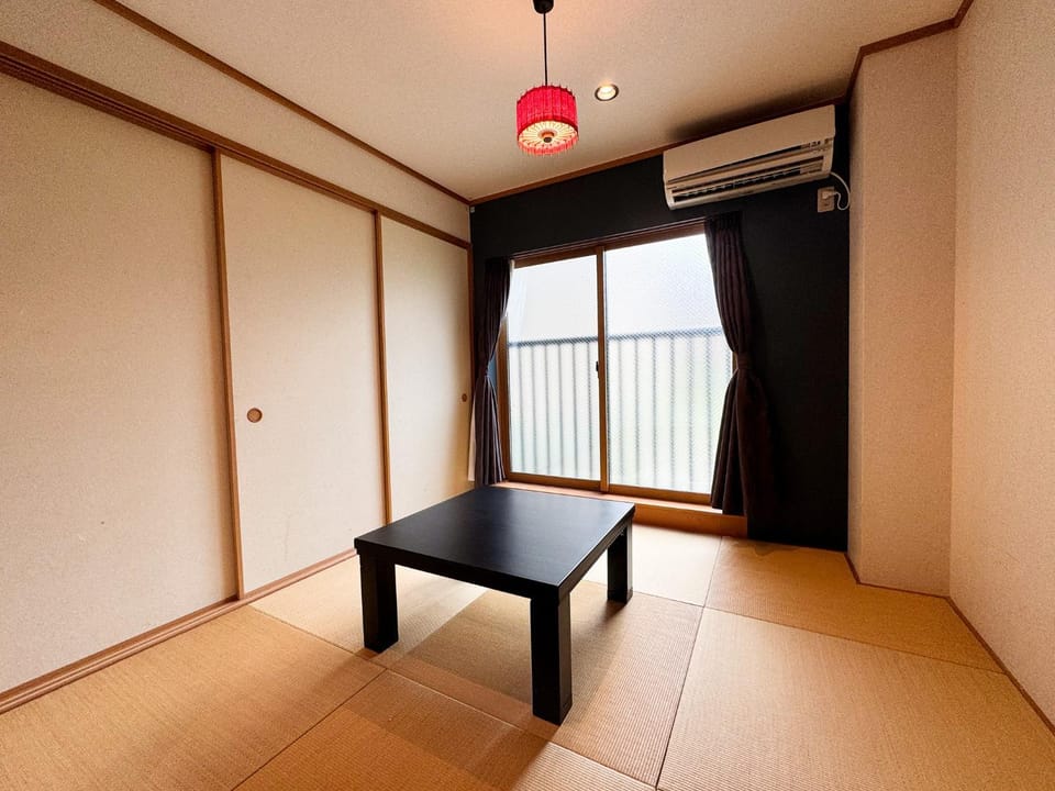 Living room, Photo of the whole room