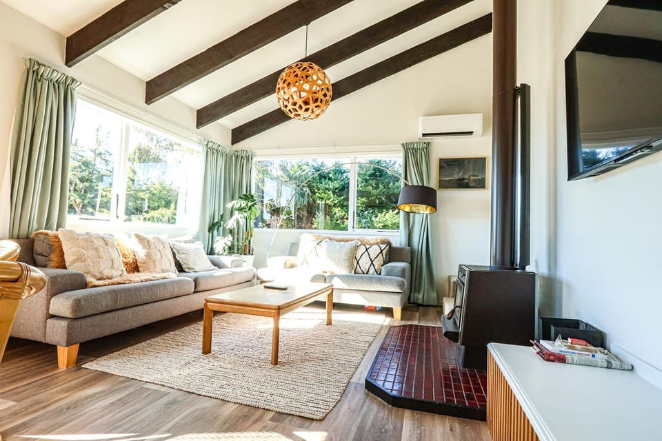 Lake Escape-stunning views and close to town House in Lake Tekapo