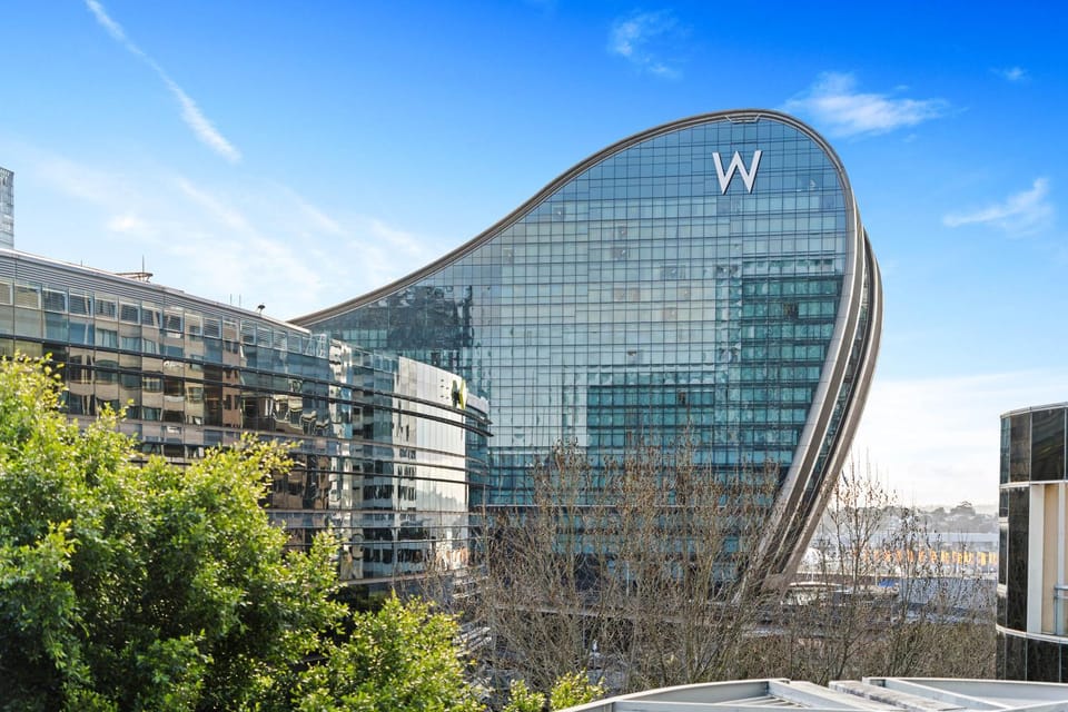 CBD Apt near Town Hall, QVB & Darling Harbour & ICC Apartment in Sydney