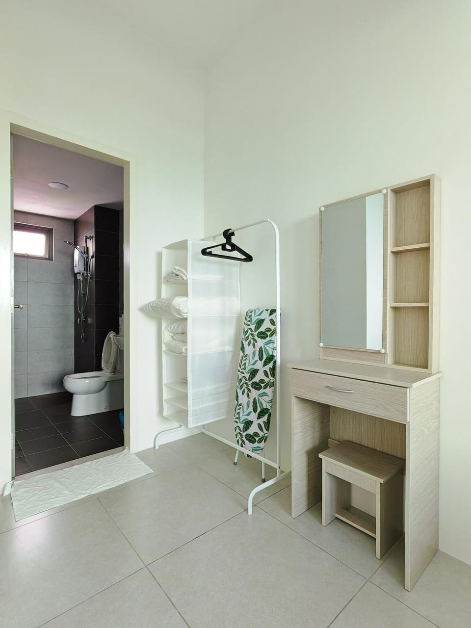 Toilet, Bedroom