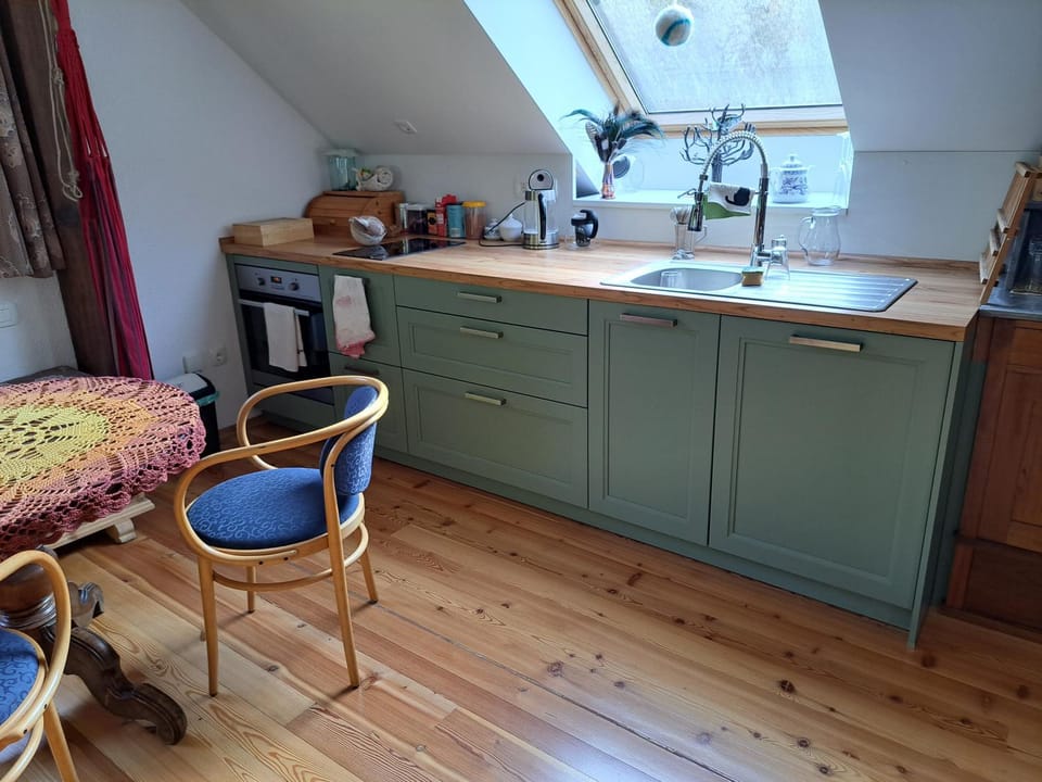 Kitchen or kitchenette, Dining area, oven, stove, kitchen
