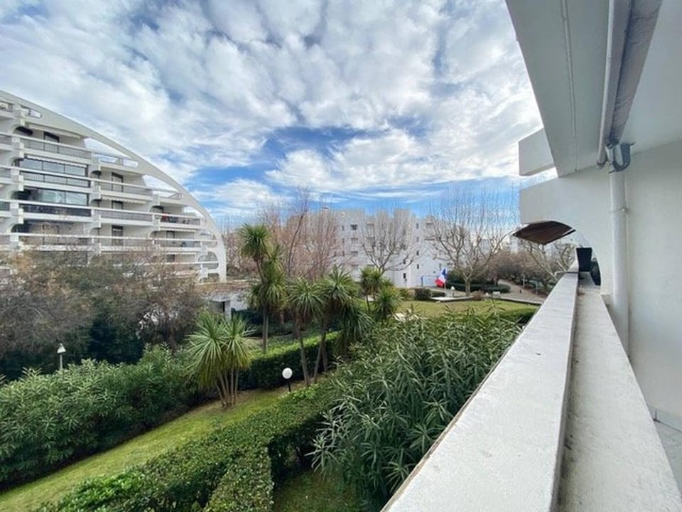 Property building, Day, Garden, Other, Garden view