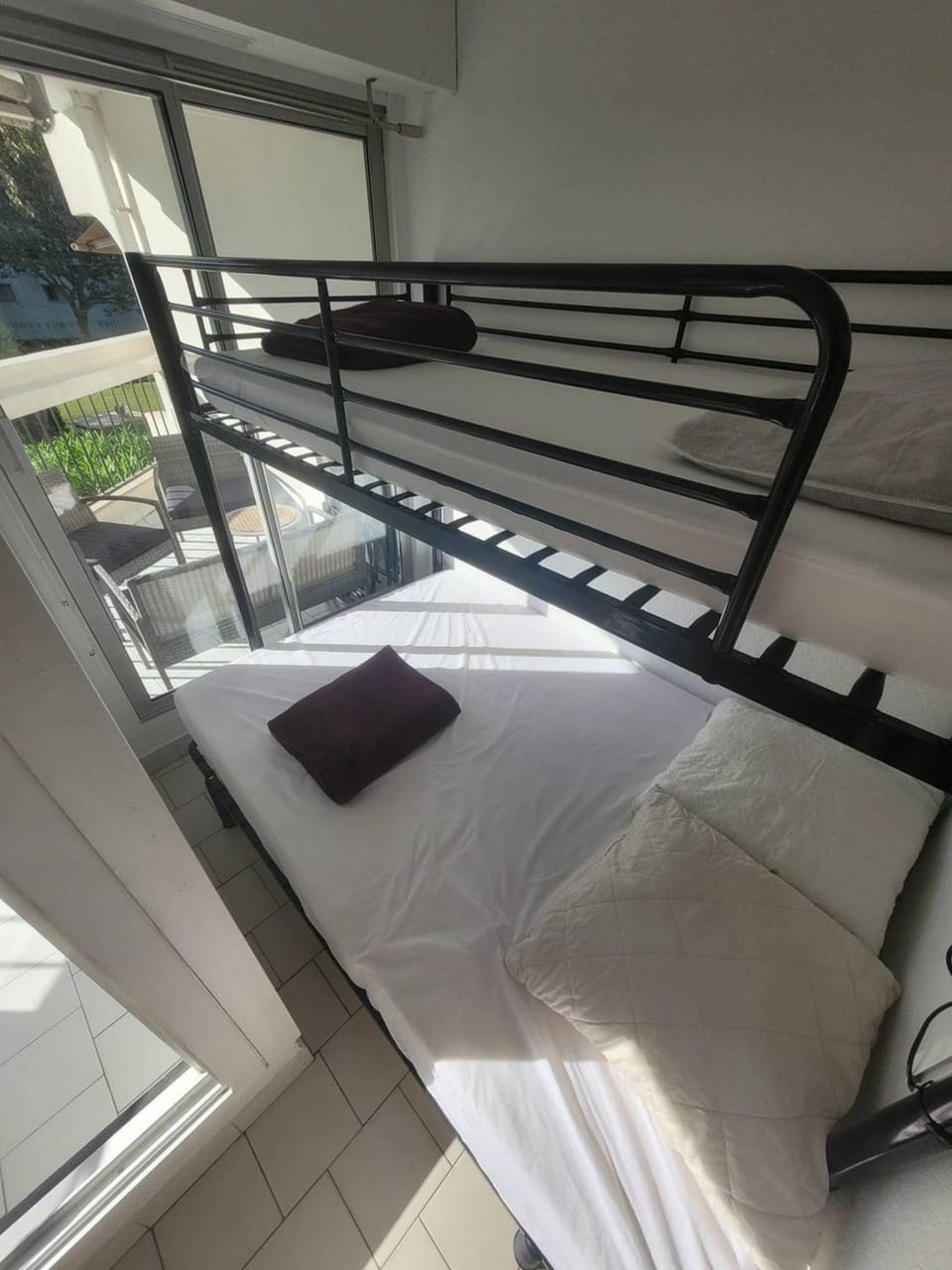 Bed, Other, Photo of the whole room, Bedroom, bunk bed