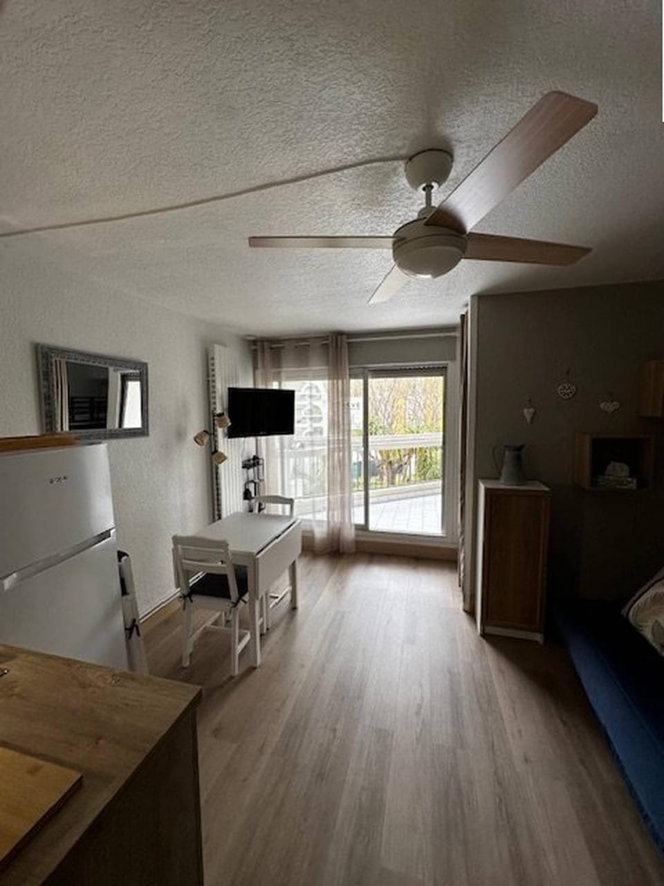 Communal lounge/ TV room, TV and multimedia, Living room, Other, Photo of the whole room, Seating area, Dining area